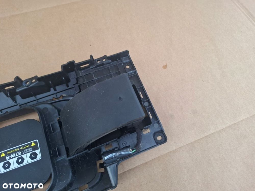 KLAPKA GNIAZDO ŁADOWANIA HYUNDAI KONA II EV ORYGINAŁ - 6