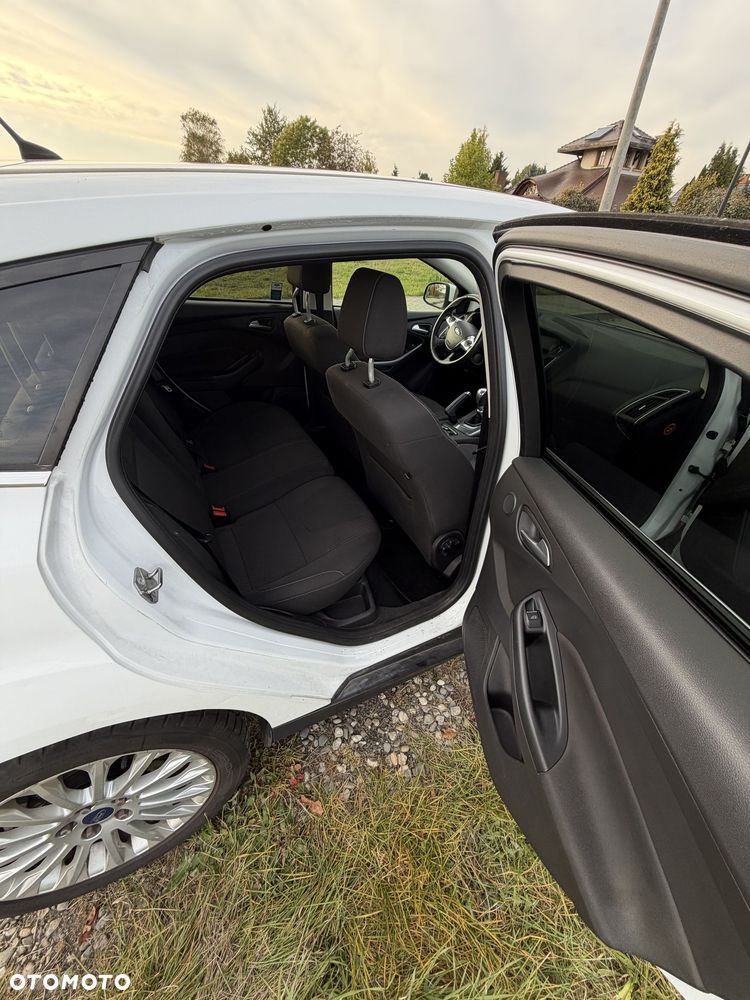 Ford Focus 1.6 EcoBoost Titanium - 10