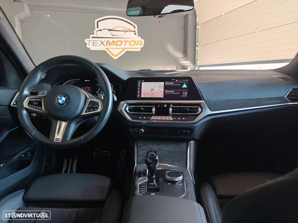 BMW 330 e Pack Desportivo M Auto - 9