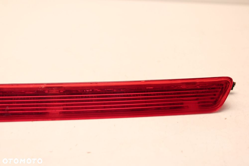 skoda fabia ii kombi lift 10r- trzecie światło stop stopu 5j9945097 - 3