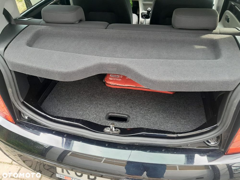 Volkswagen up! 1.0 take - 17