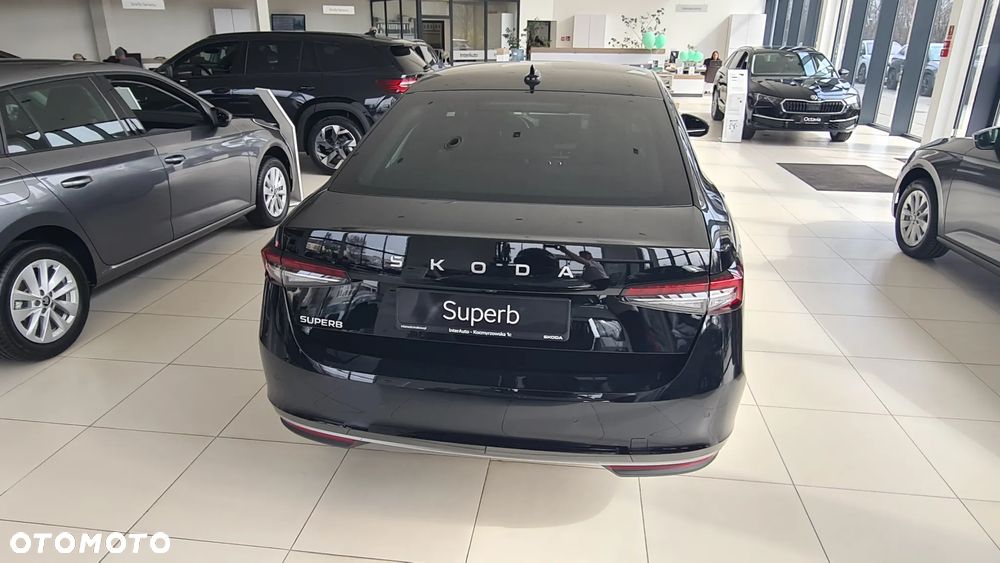 Skoda Superb 2.0 TSI L&K DSG - 8