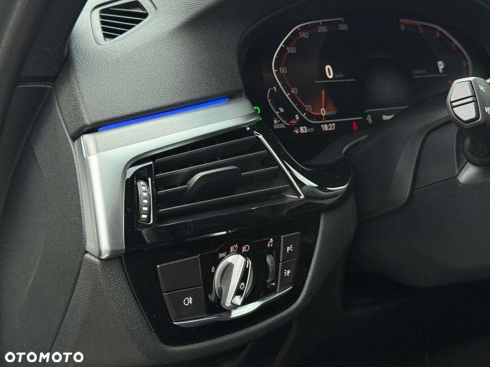 BMW Seria 5 520d xDrive M Sport Edition - 27