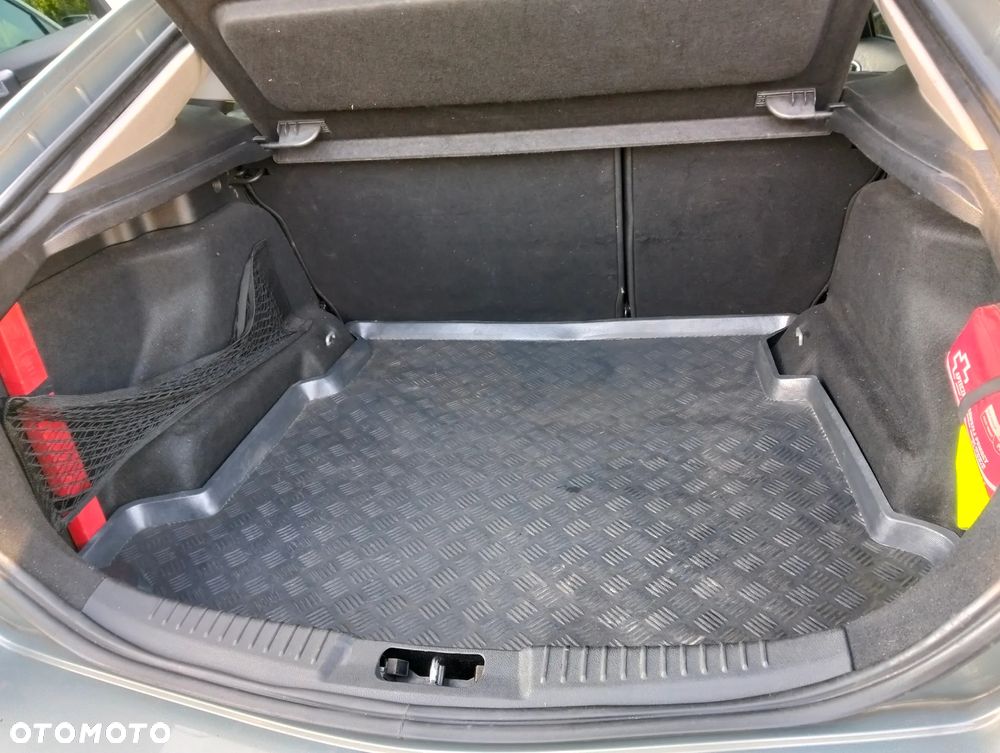 Ford Mondeo 1.8 TDCi Titanium X - 21