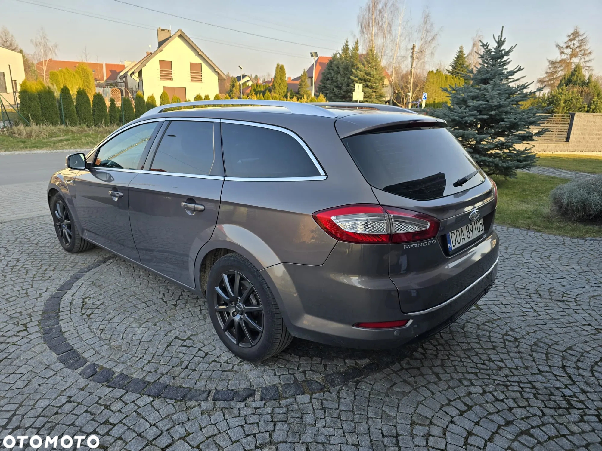 Ford Mondeo 1.6 T Ambiente - 4