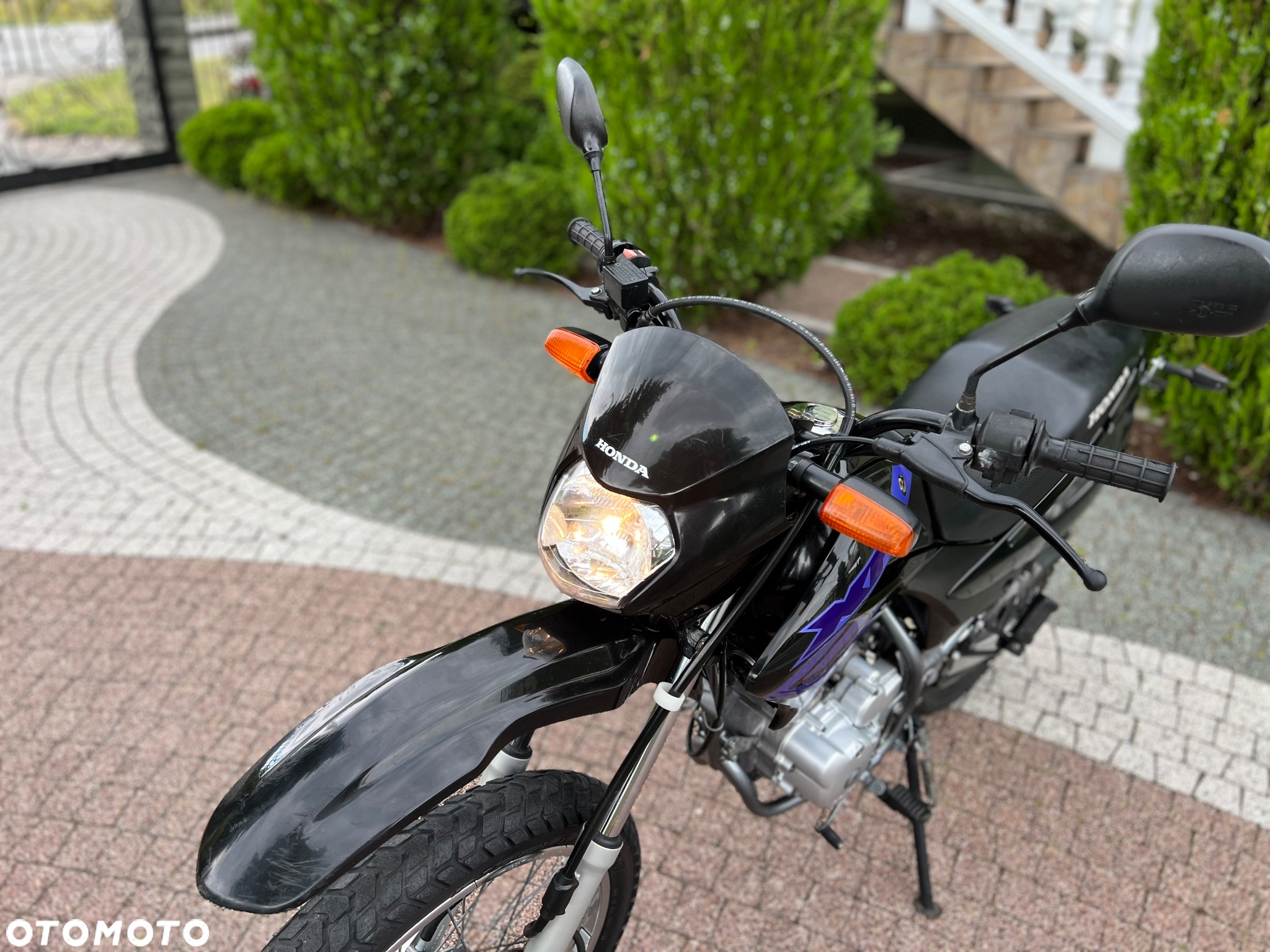 Honda XR - 27