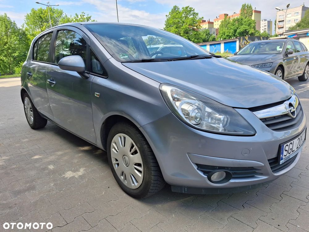 Opel Corsa 1.2 16V Cosmo - 4