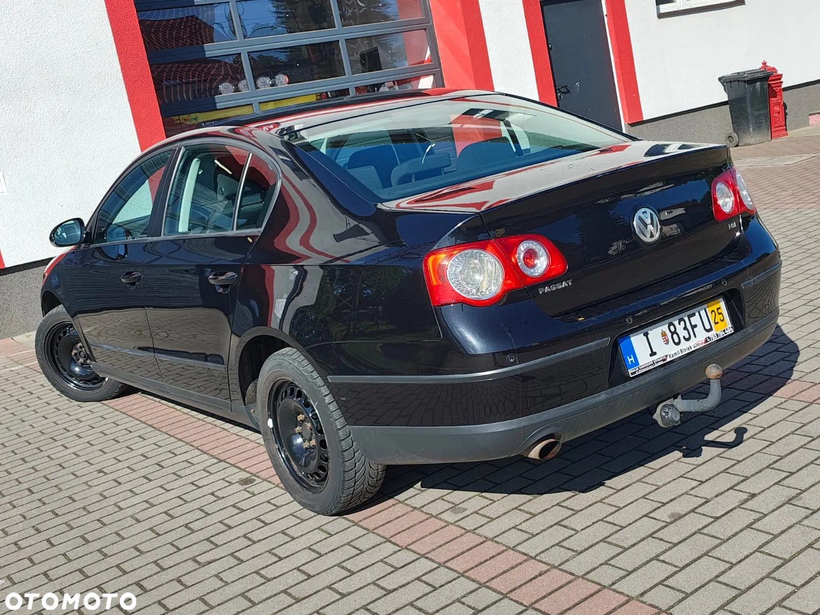 Volkswagen Passat - 25