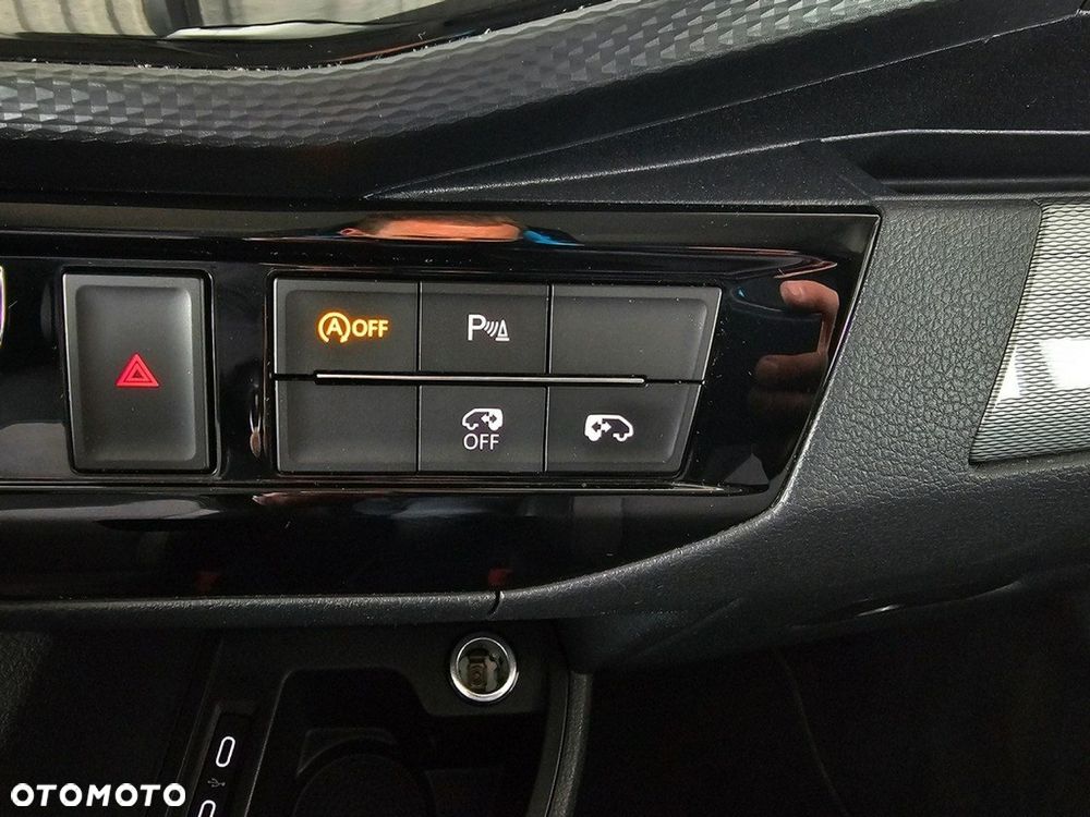 Volkswagen Multivan - 21