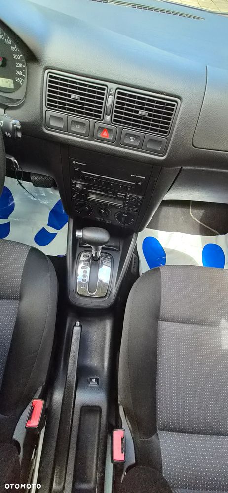 Volkswagen Golf - 13