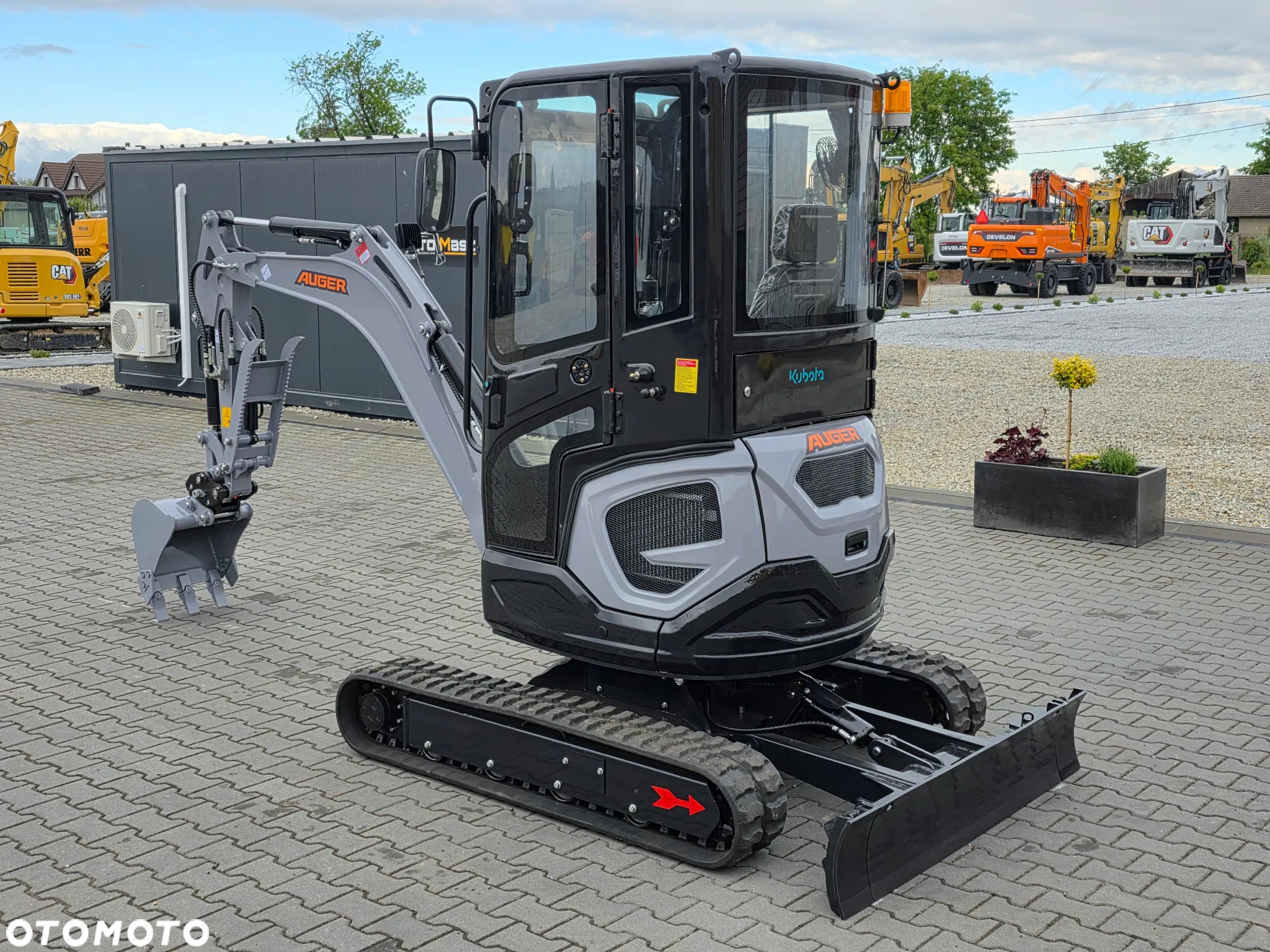 Inny NOWA MINIKOPARKA AUGER 25, WAGA 2100 KG, KUBOTA silnik - 7