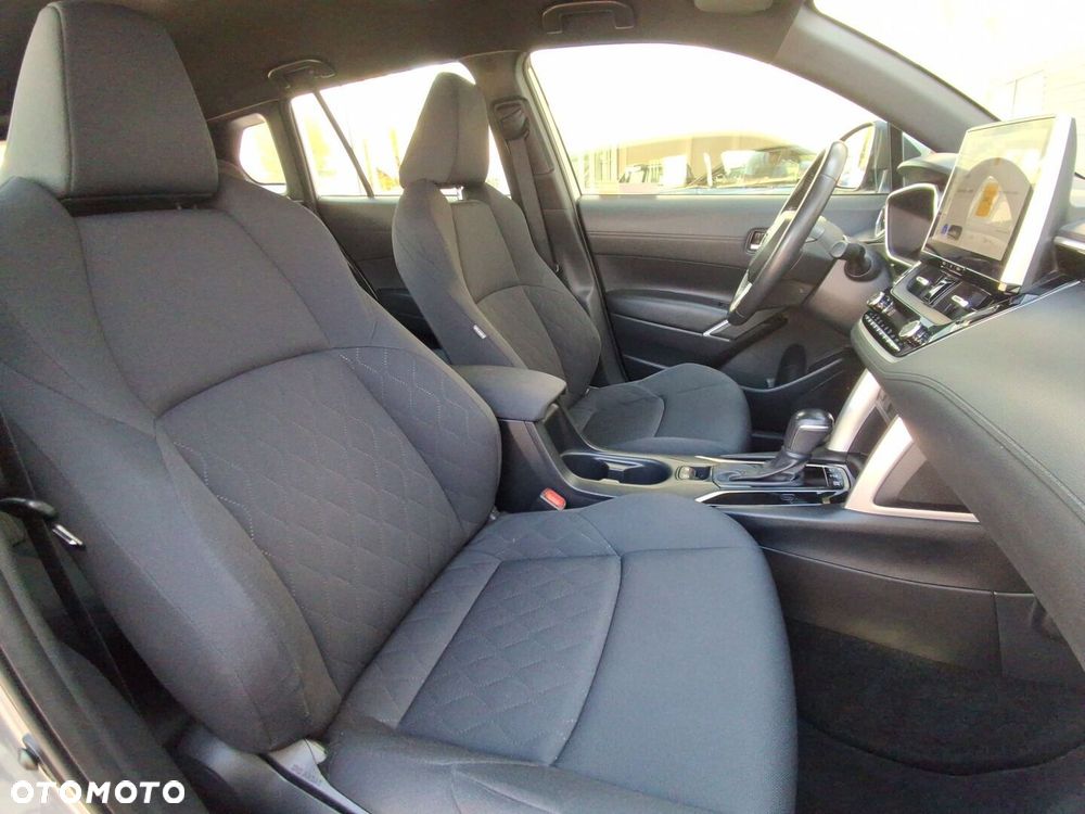 Toyota Corolla Cross - 10
