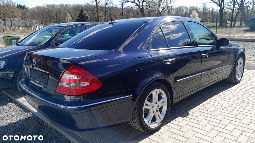 Mercedes-Benz Klasa E 320 Elegance - 14