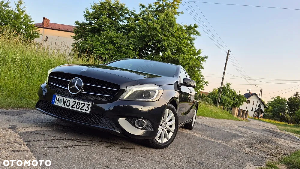 Mercedes-Benz Klasa A 180 (BlueEFFICIENCY) Urban - 2