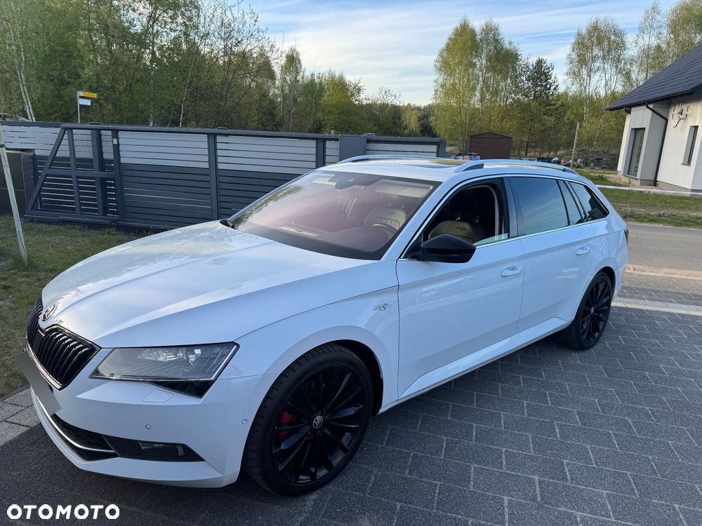 Skoda Superb 2.0 TDI 4x4 DSG L&K - 39
