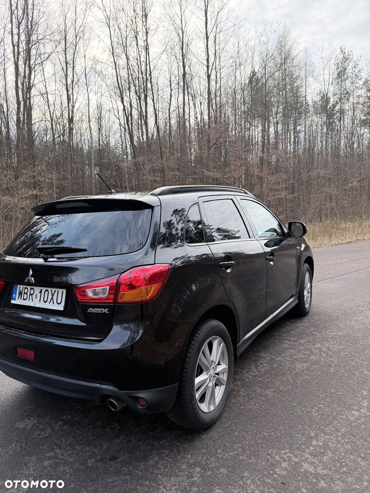 Mitsubishi ASX - 8