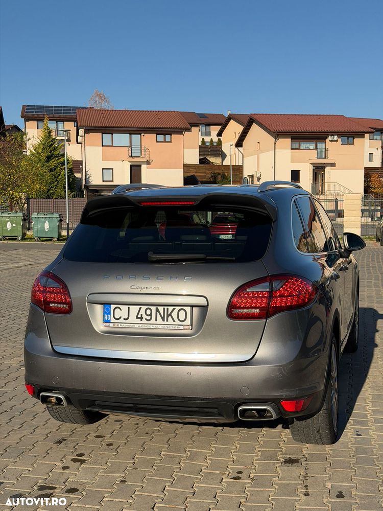 Porsche Cayenne Diesel Platinum Edition - 5