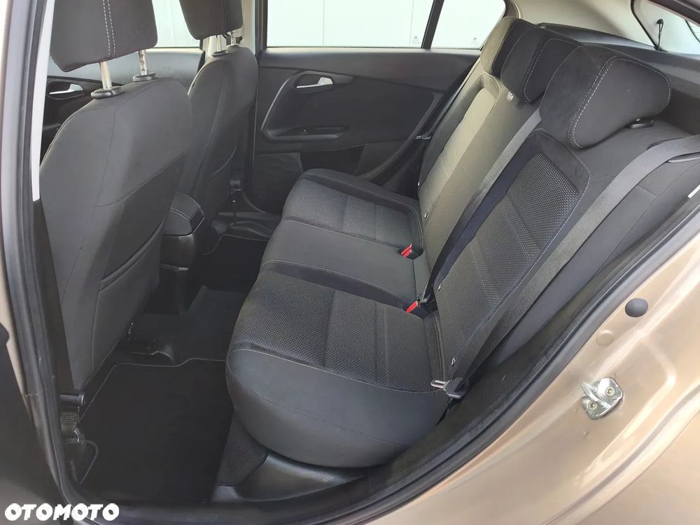 Fiat Tipo 1.4 T-Jet Lounge - 33