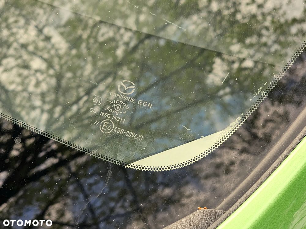 Mazda 2 1.5 Sport Dynamic - 24