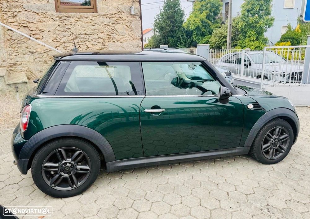 MINI 3 Portas One D - 4