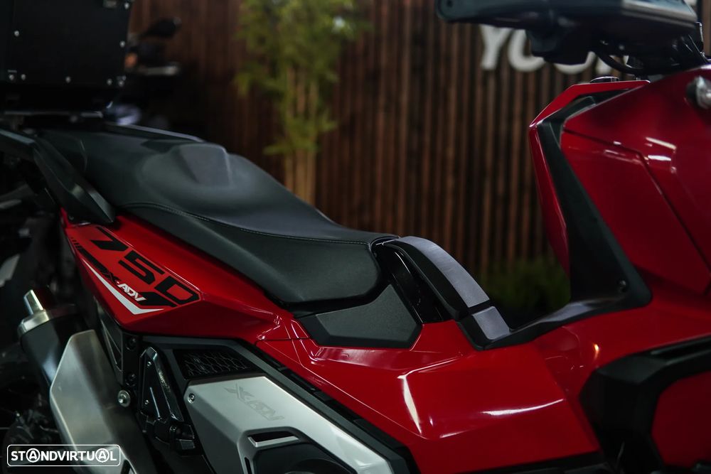 Honda X-ADV 750 - 6