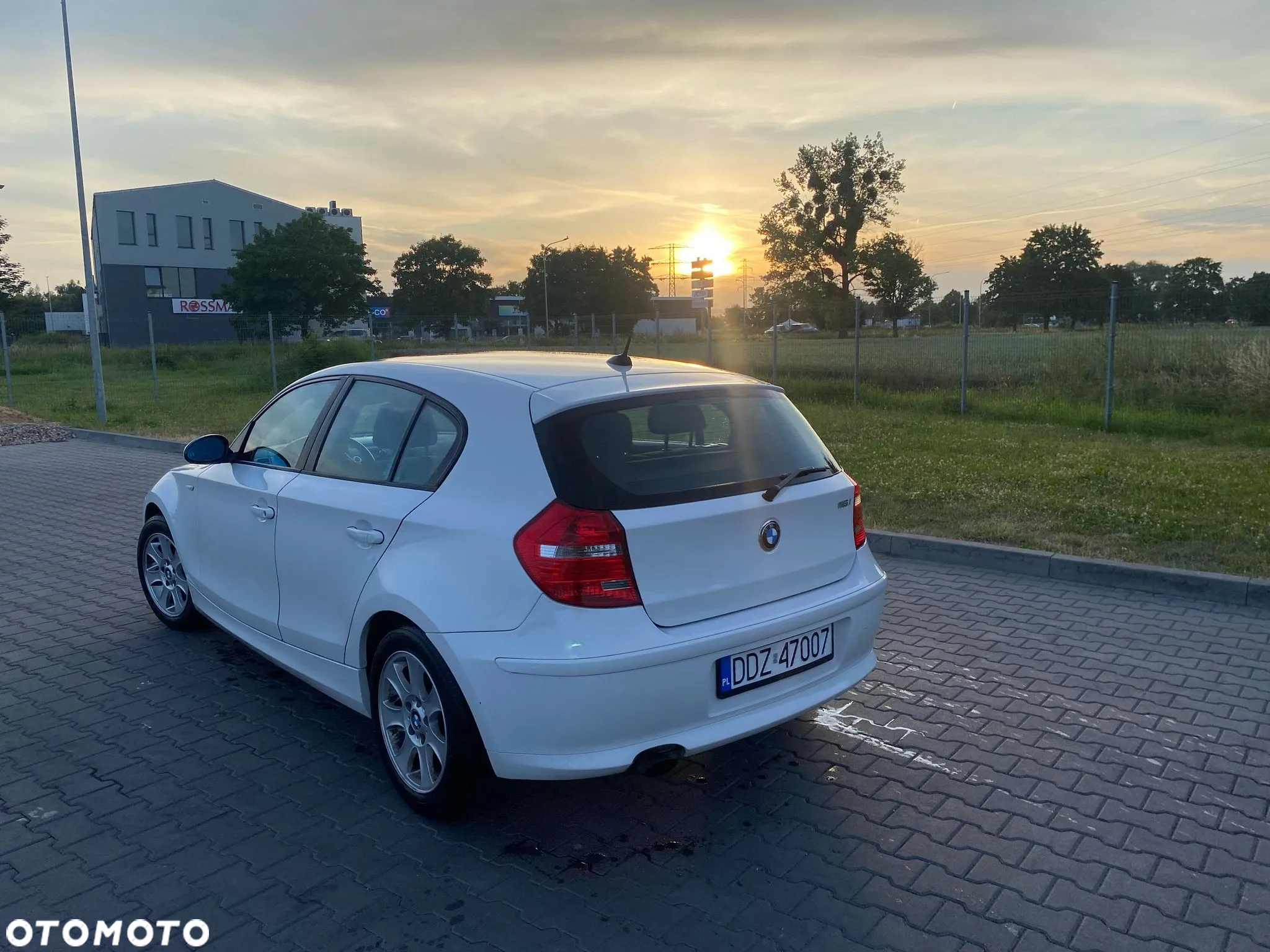 BMW Seria 1 116i - 4