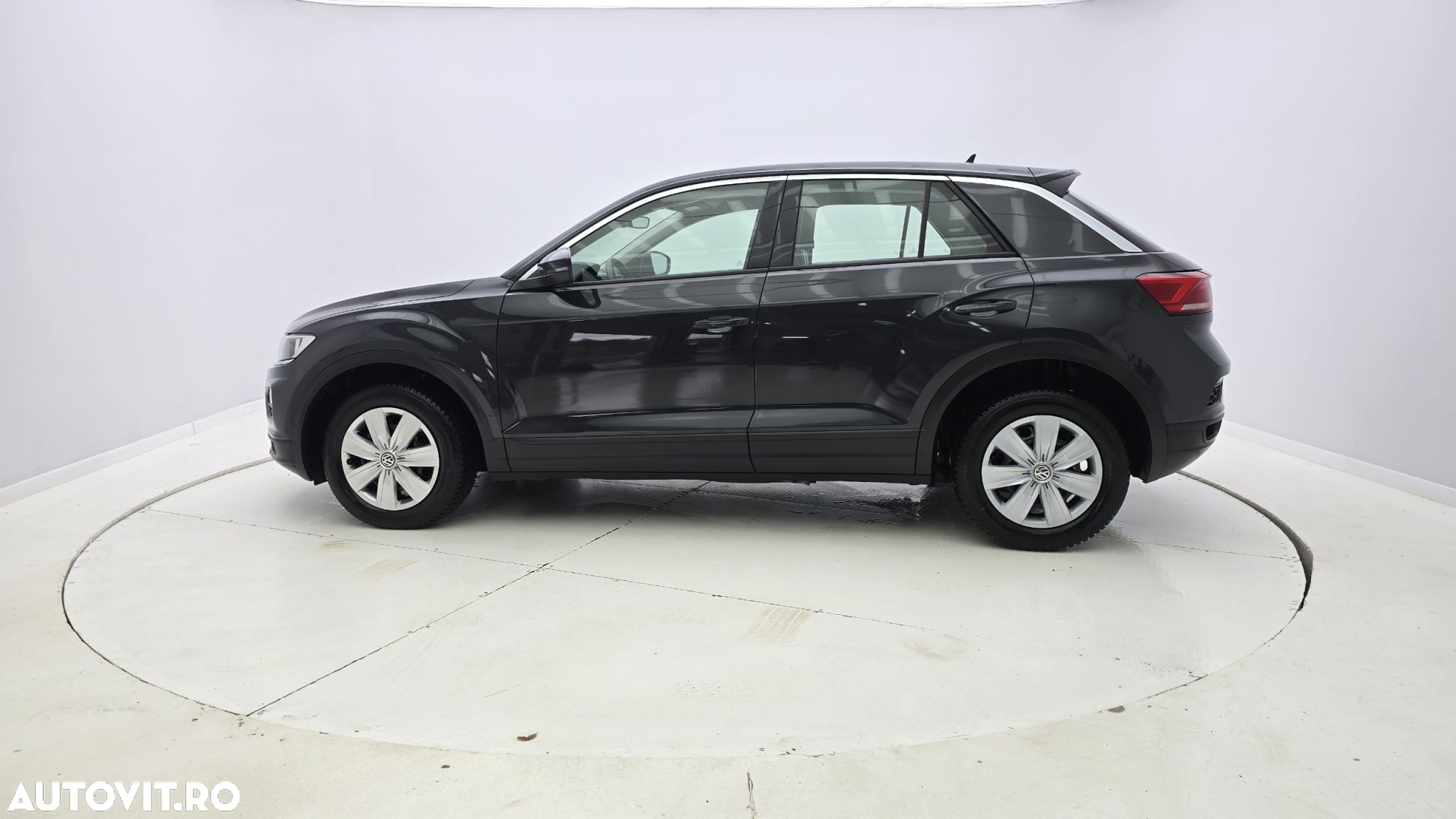 Volkswagen T-ROC 1.6 TDI Base - 9
