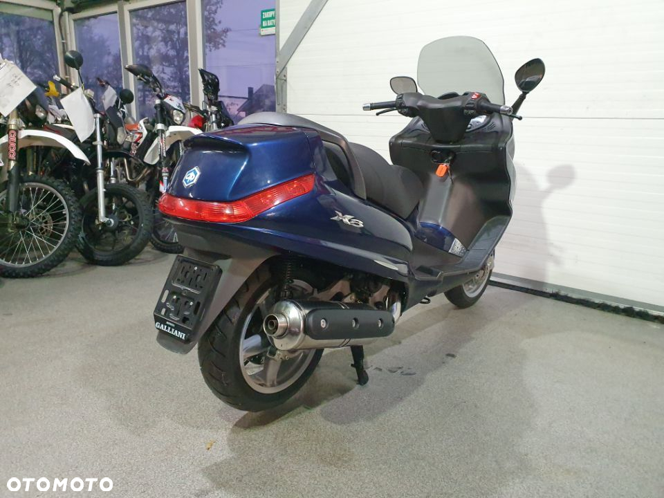 Piaggio X8 - 18