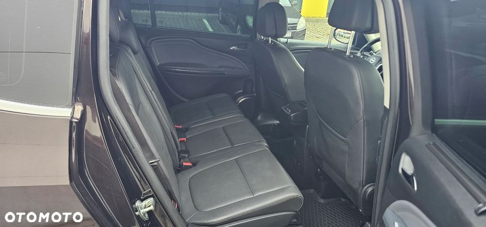 Opel Zafira - 11