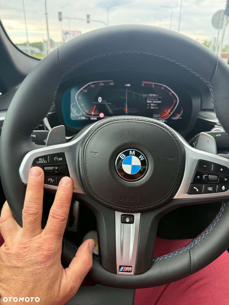 BMW Seria 5 520d M Sport sport - 8