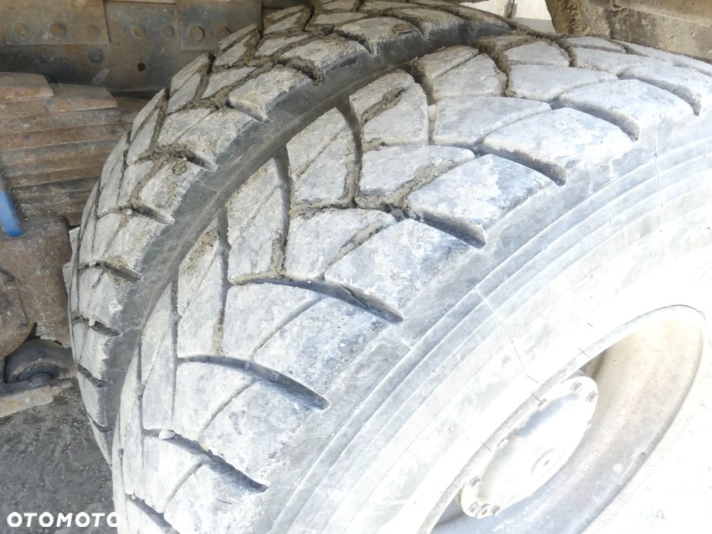MAN TGS 41.414 - 8