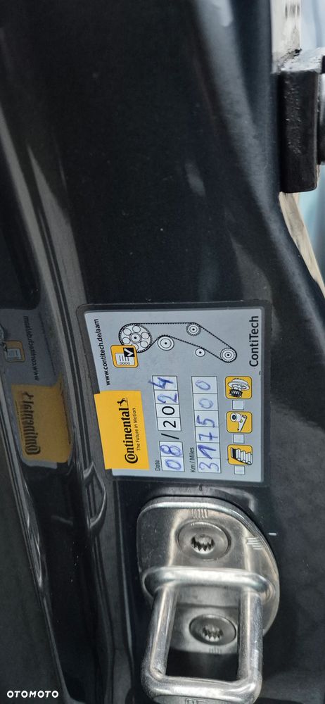 Audi A4 Avant 2.0 TDI DPF - 16