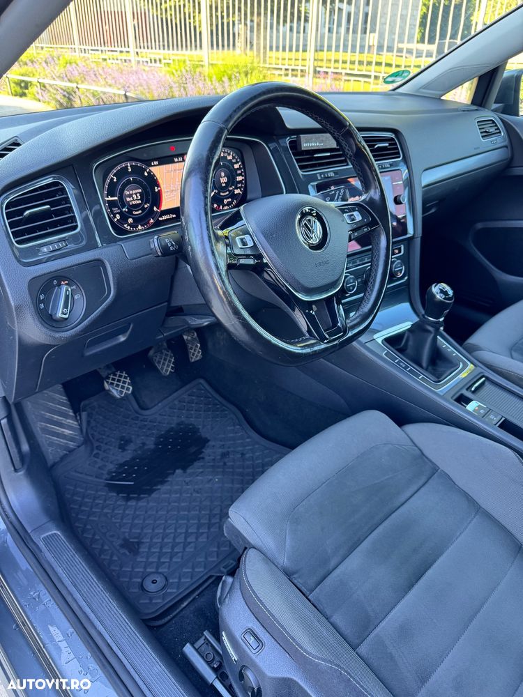 Volkswagen Golf 2.0 TDI Highline - 8