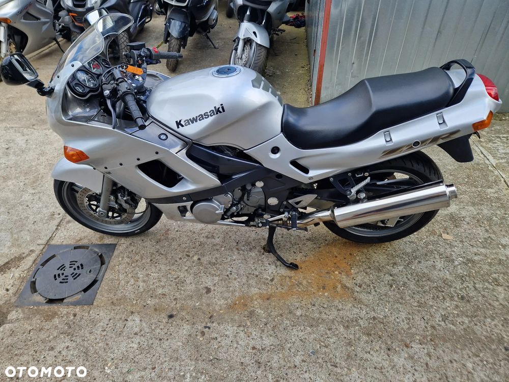 Kawasaki ZZR - 6