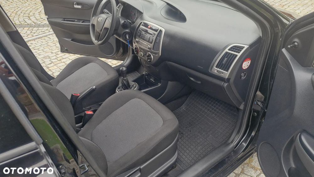 Hyundai i20 1.2 Intro Edition - 10