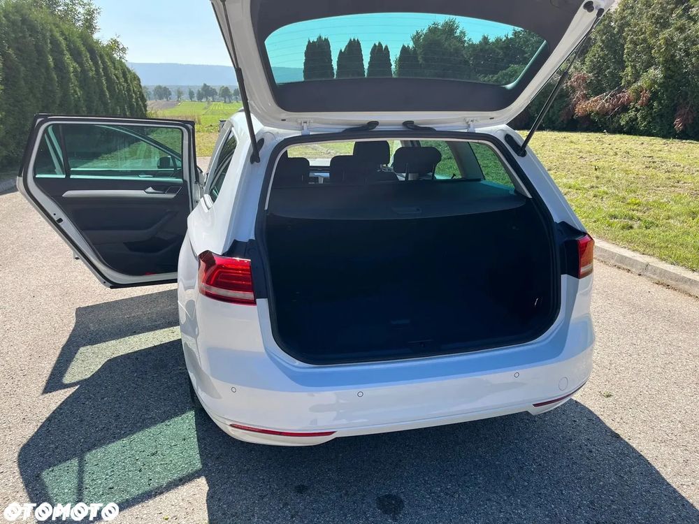 Volkswagen Passat 1.6 TDI (BlueMotion Technology) DSG Trendline - 14