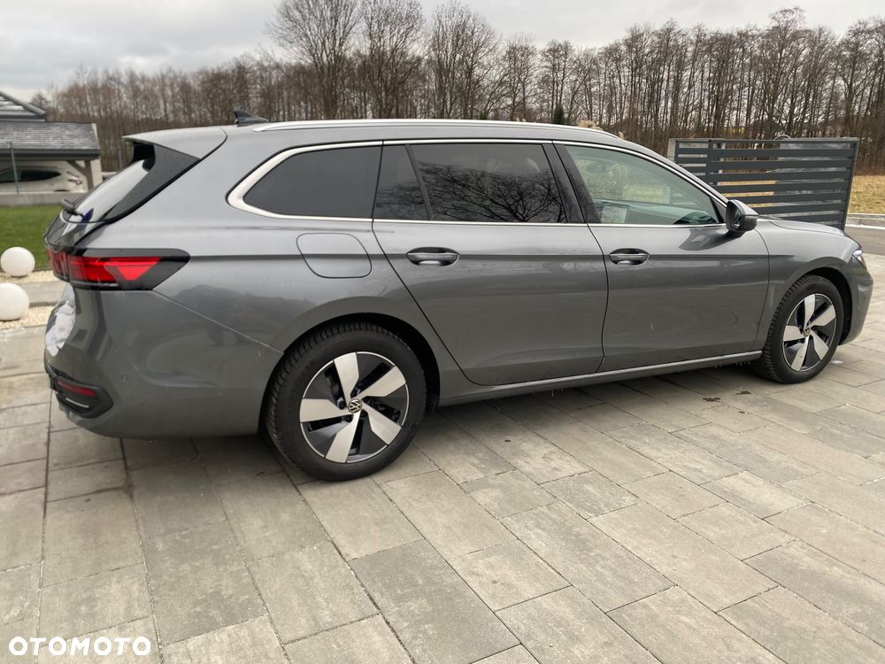 Volkswagen Passat 2.0 TDI EVO Elegance DSG - 8