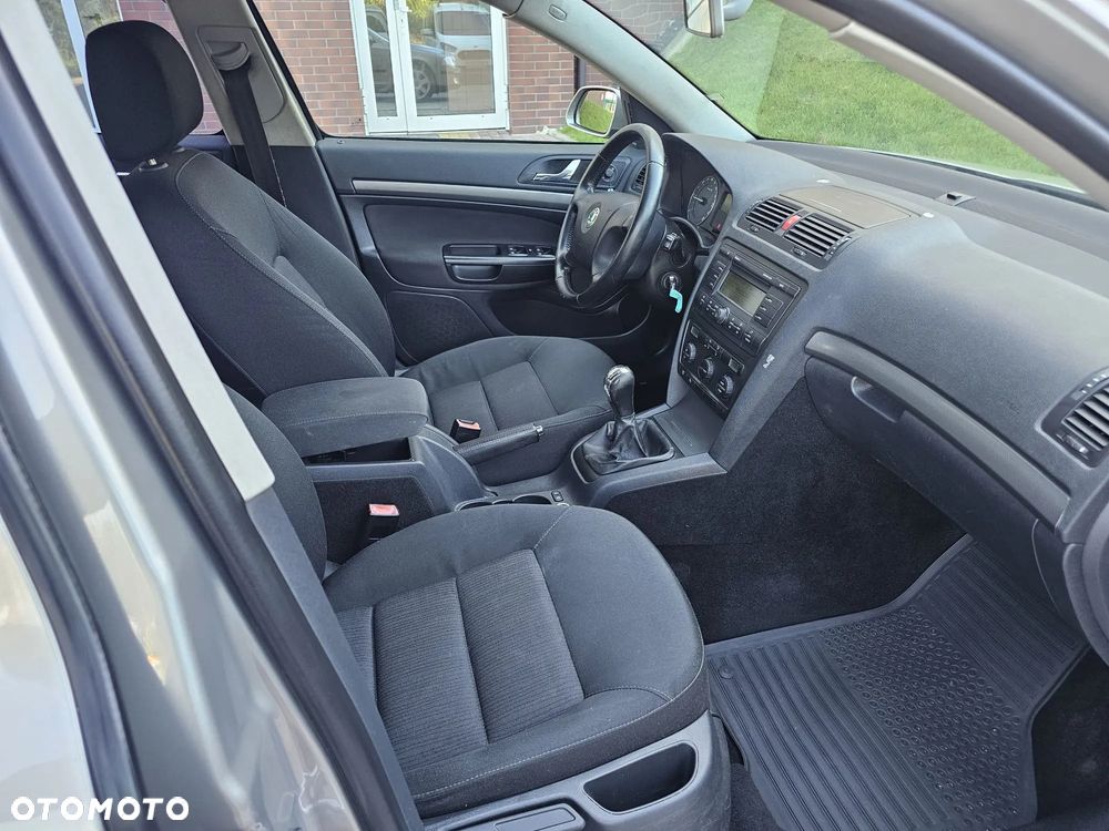 Skoda Octavia 2.0 TDI Elegance - 8
