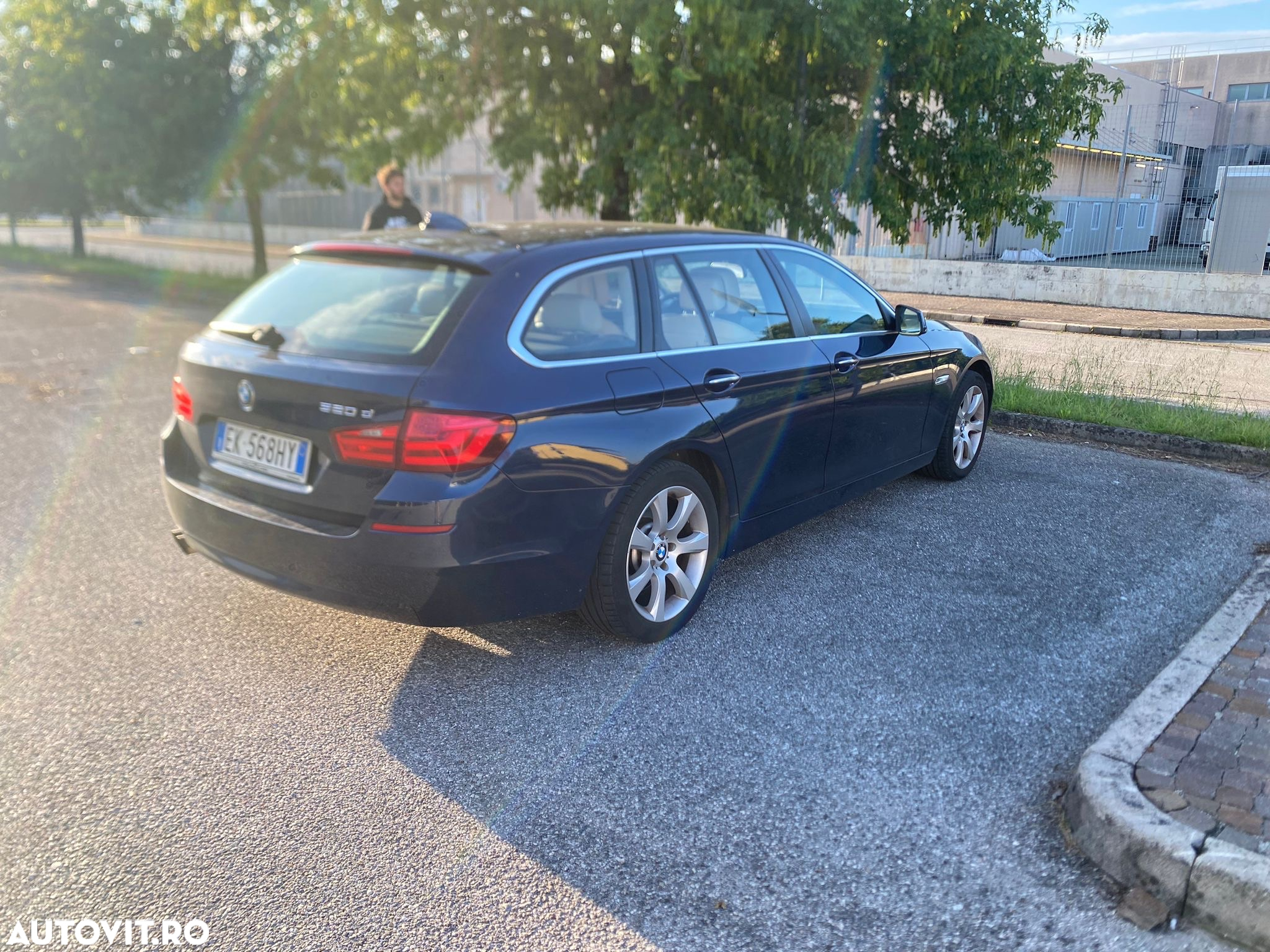 BMW Seria 5 520d Touring Aut. - 5