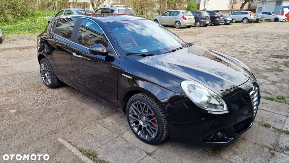 Alfa Romeo Giulietta - 1