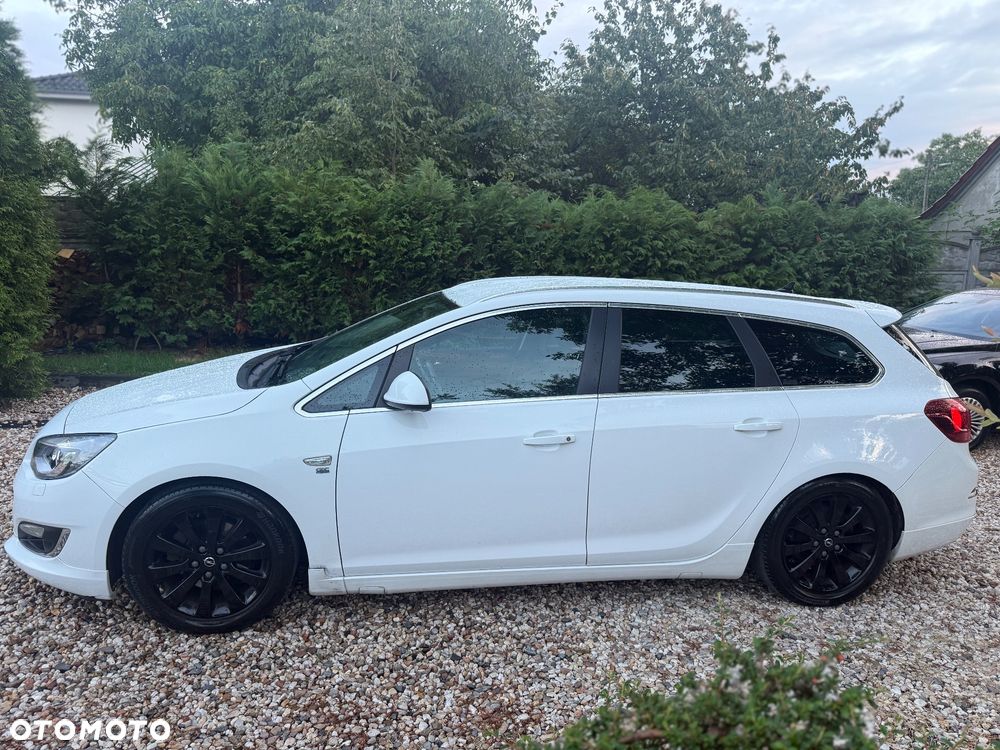 Opel Astra 2.0 CDTI Cosmo - 3