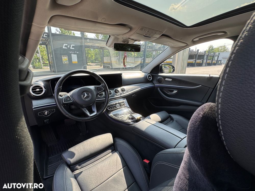 Mercedes-Benz E 220 d Aut. - 11