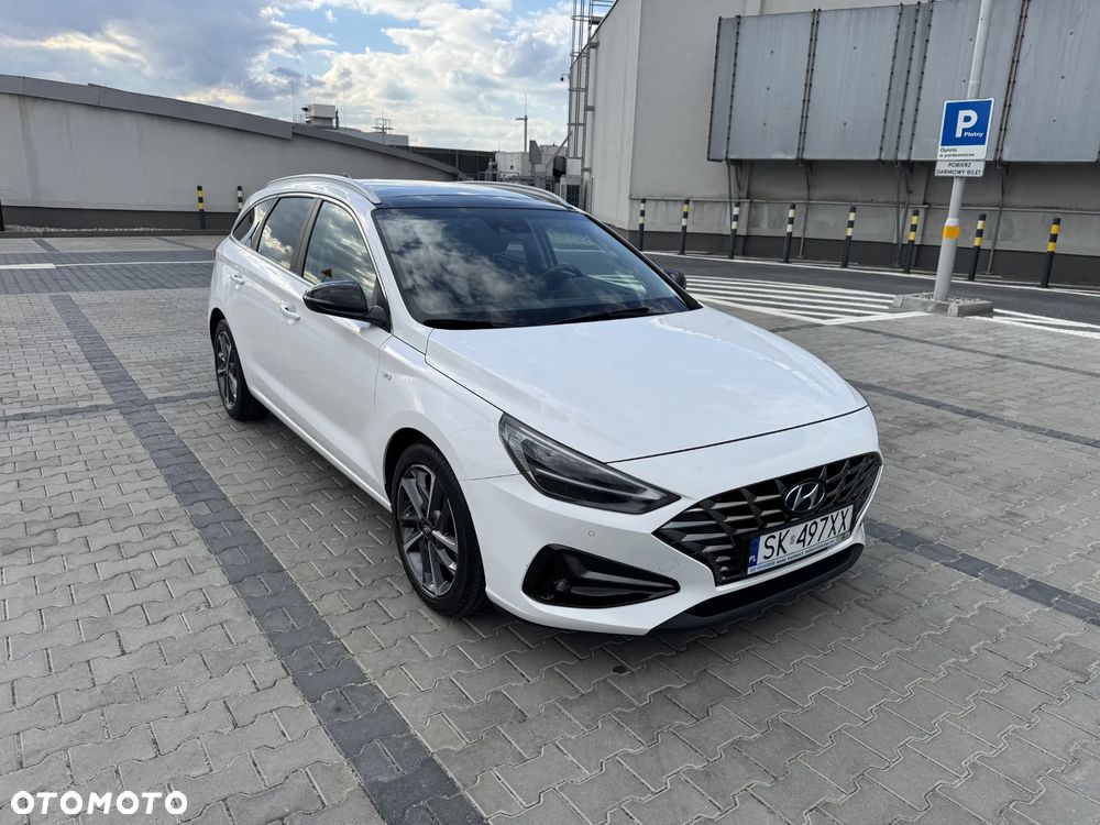 Hyundai i30 1.5 T-GDI 48V Executive DCT - 4