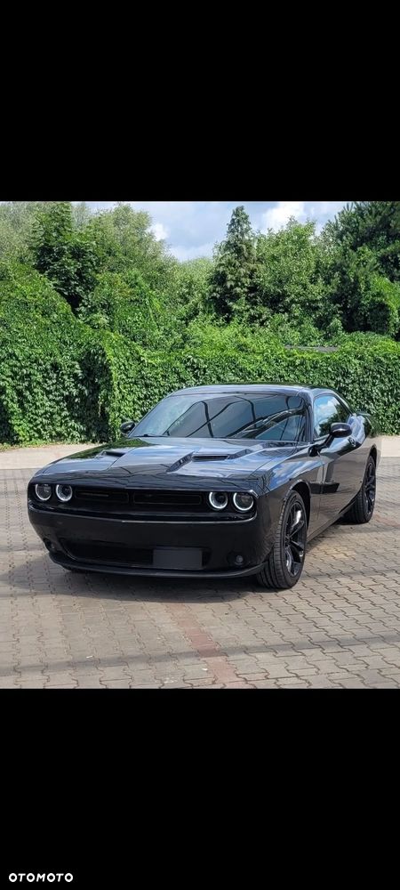 Dodge Challenger - 7