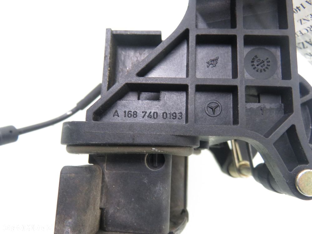 KLAMKA KLAPY MERCEDES W168 A1687400193 - 3