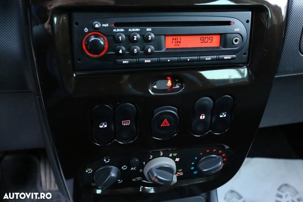 Dacia Duster 1.5 dCi 4x4 Prestige - 22