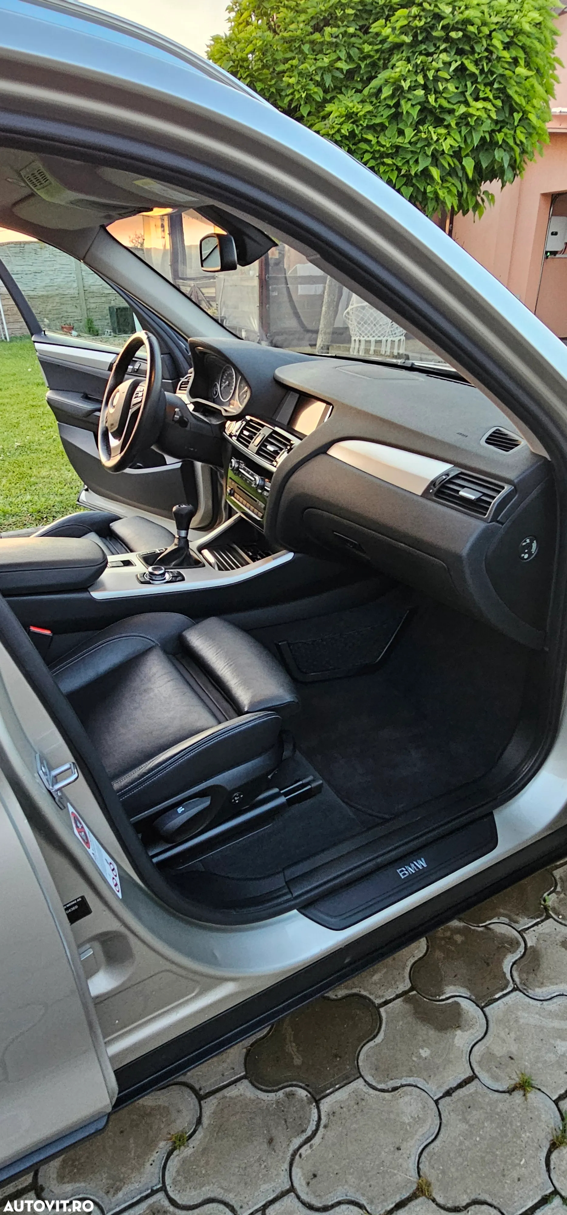 BMW X3 sDrive18d Luxury Line - 27
