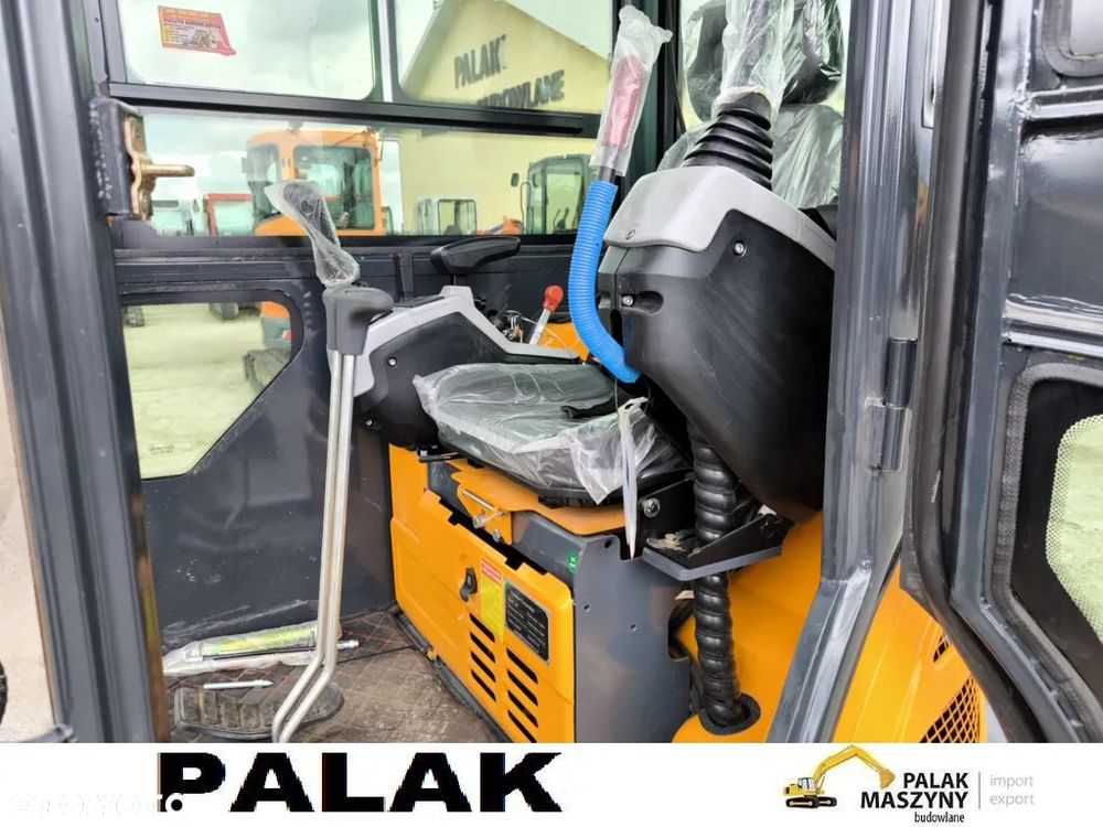 Inny Mini koparka  CAPTOK CK 30 C ,NOWA  ,2026 rok /nie JCB - 11