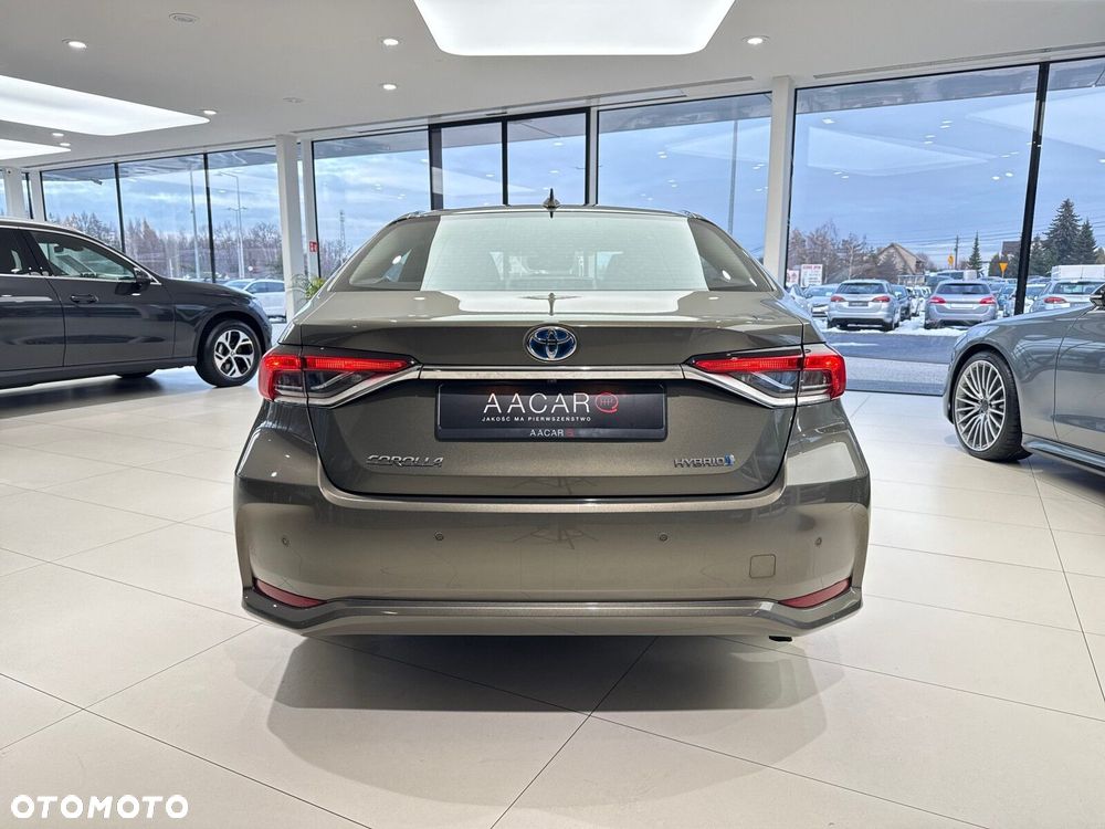 Toyota Corolla - 4