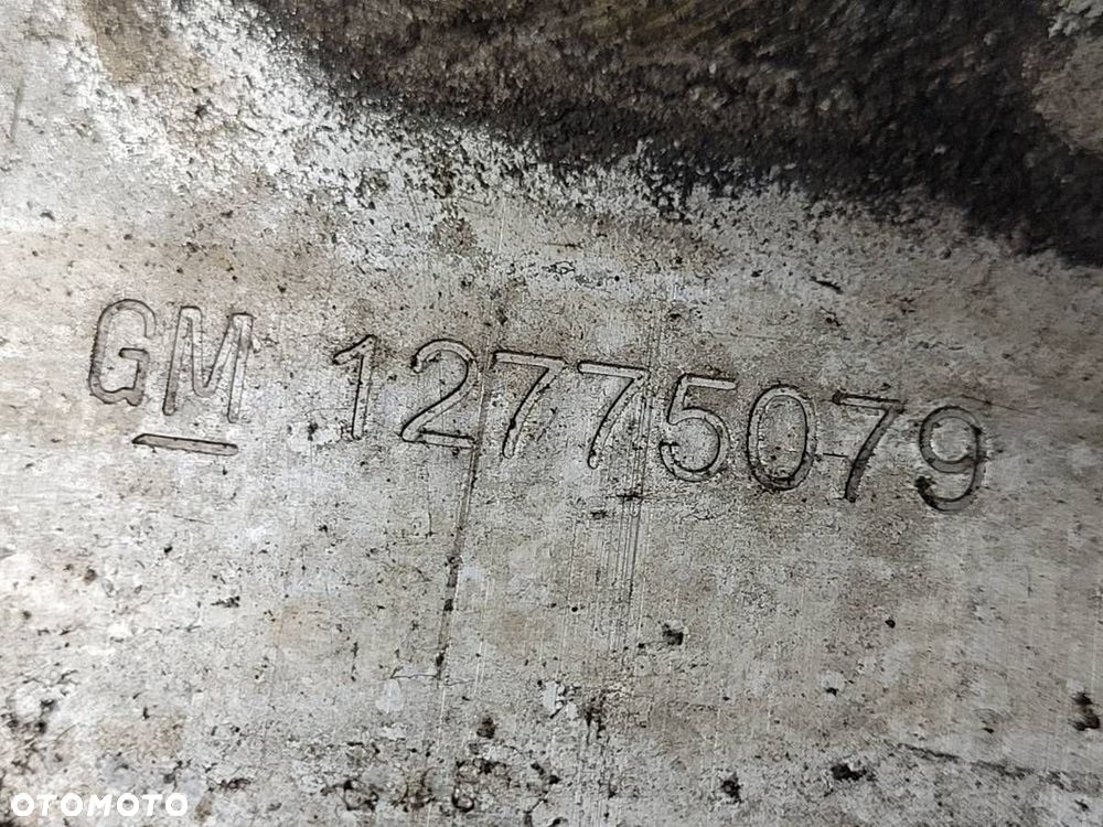 BELKA ZDERZAKA TYŁ TYLNA WZMOCNIENIE OPEL ASTRA J 13262434 - 10